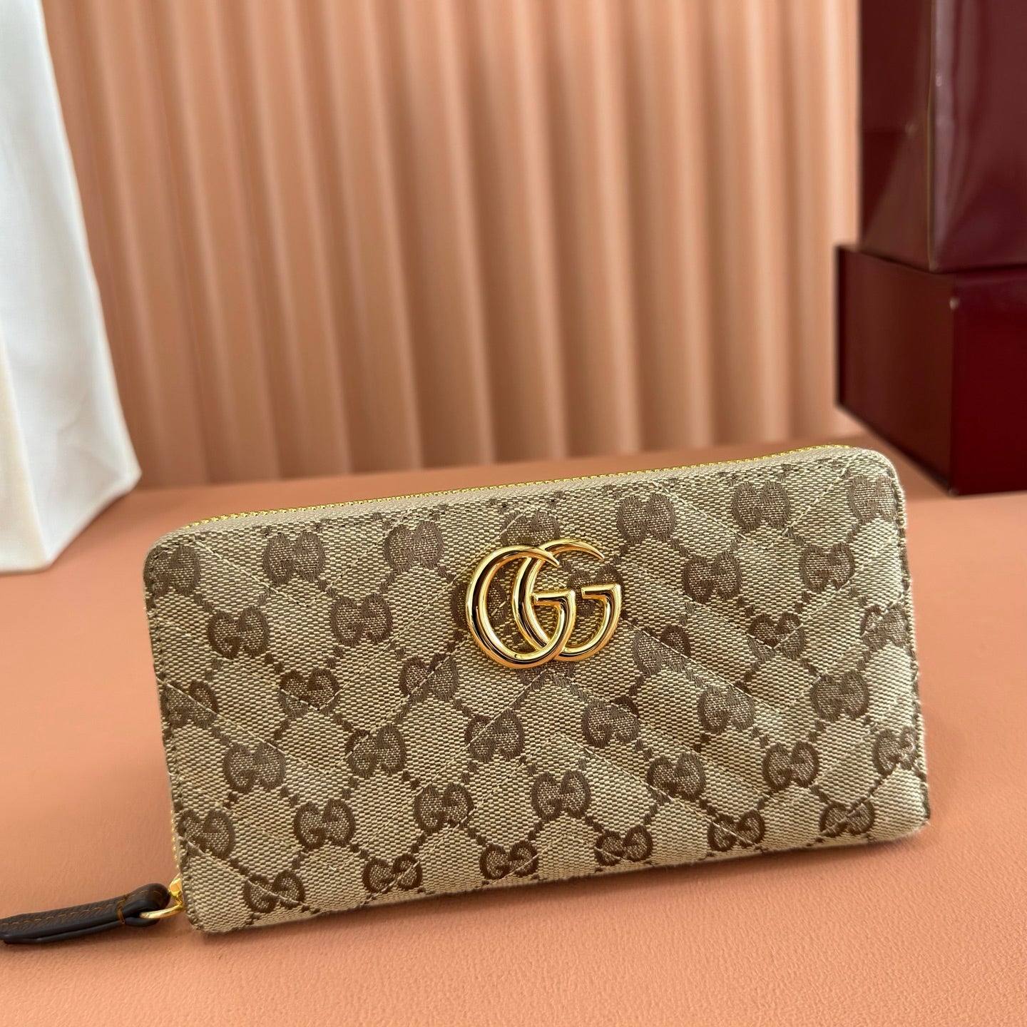 GG Marmont Series Full Zip Wallet Brown in Canvas 285027