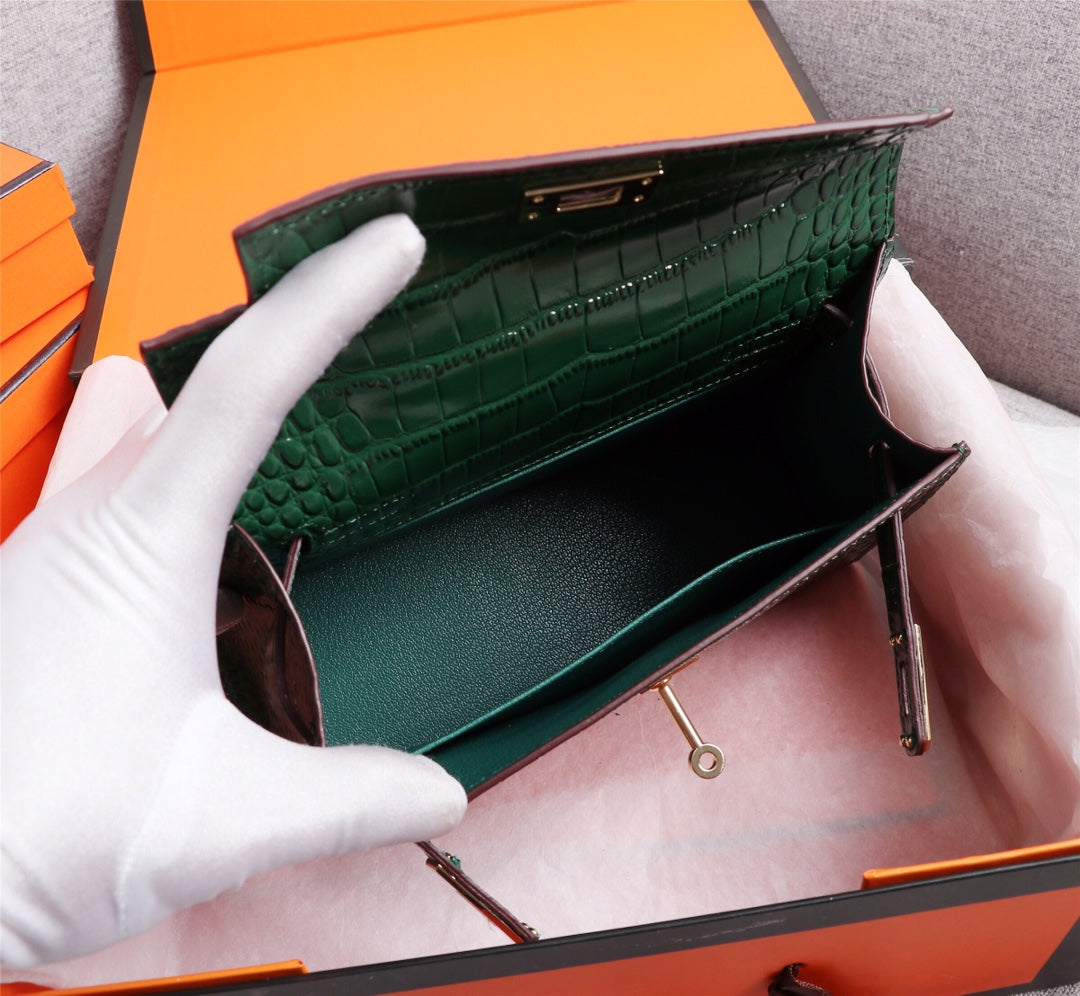 HM KELLY MINI 22 CASTLETON GREEN CROCODILE EMBOSSED CALFSKIN GOLD HARDWARE