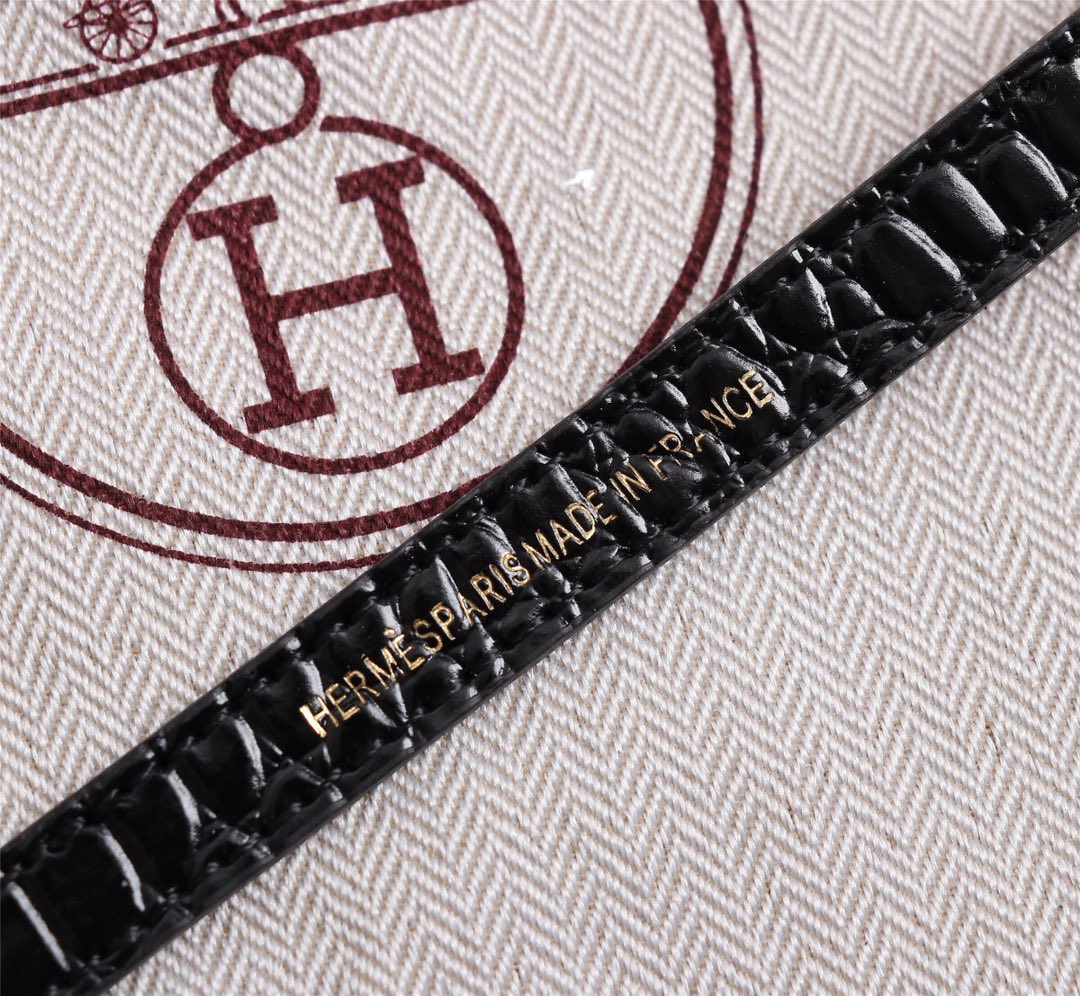 HM KELLY MINI 22 BLACK CROCODILE EMBOSSED CALFSKIN GOLD HARDWARE