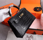 HM KELLY MINI 22 BLACK CROCODILE EMBOSSED CALFSKIN GOLD HARDWARE