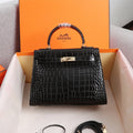 HM KELLY BAG 25 BLACK CROCODILE EMBOSSED CALFSKIN
