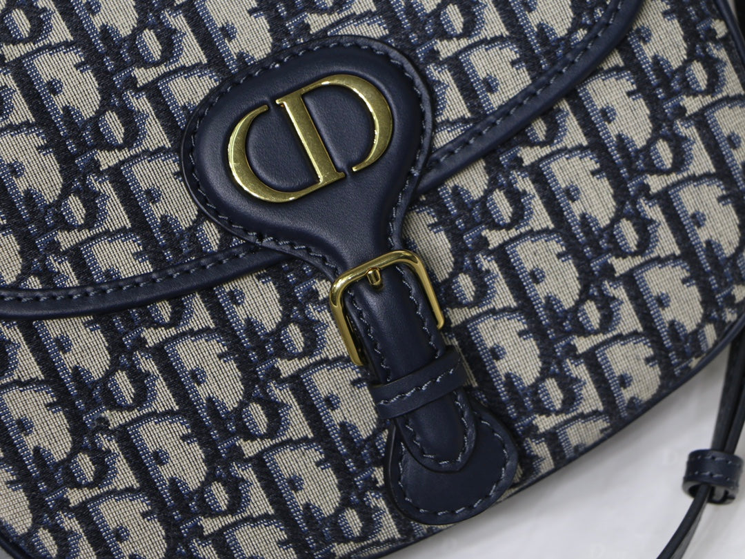 MEDIUM CD BOBBY 22CM BLUE OBLIQUE EMBROIDEDERED CANVAS GOLD HARDWARE