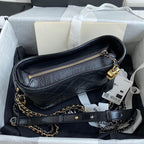 Chanel 25 Gabrielle Black 20cm Calfskin 289505