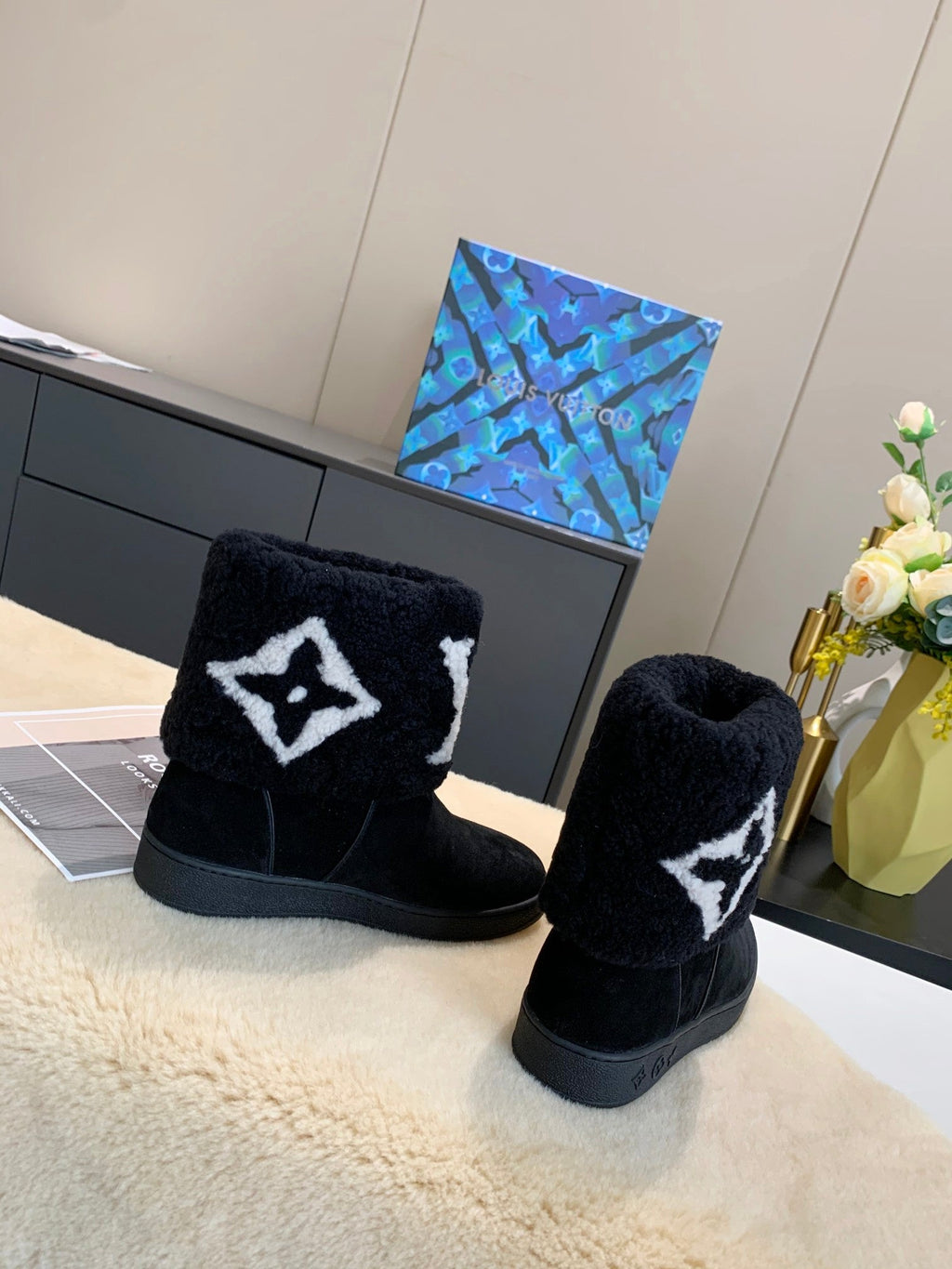 LV Snowdrop Flat Ankle Boot Black Suede Wool 454717