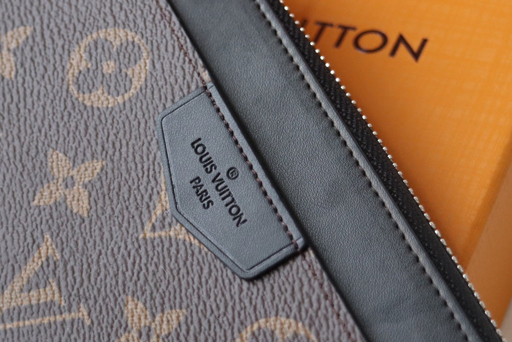 LV Dragonne Zipper Wallet Monogram Canvas & Cowhide 179407
