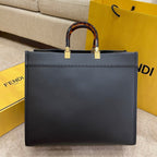 SHINE 40 TOTE BAG IN BLACK EMBOSSED CALFSKIN