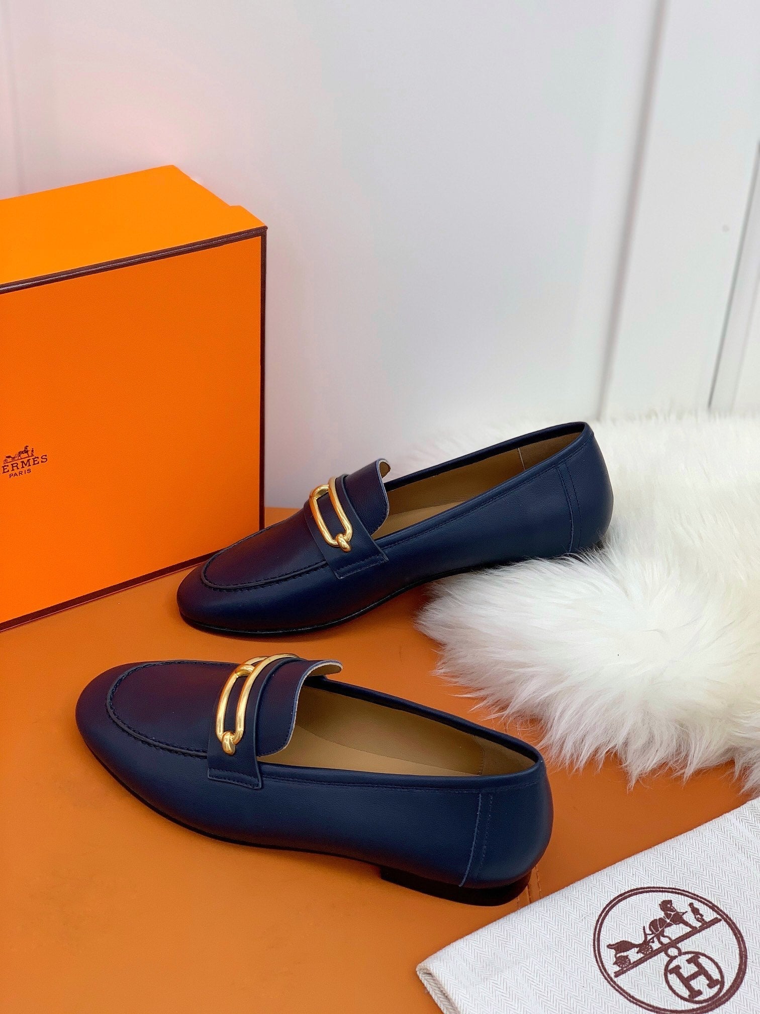HM Men's Colette Loafer Navy Blue Cowhide GHW 546344
