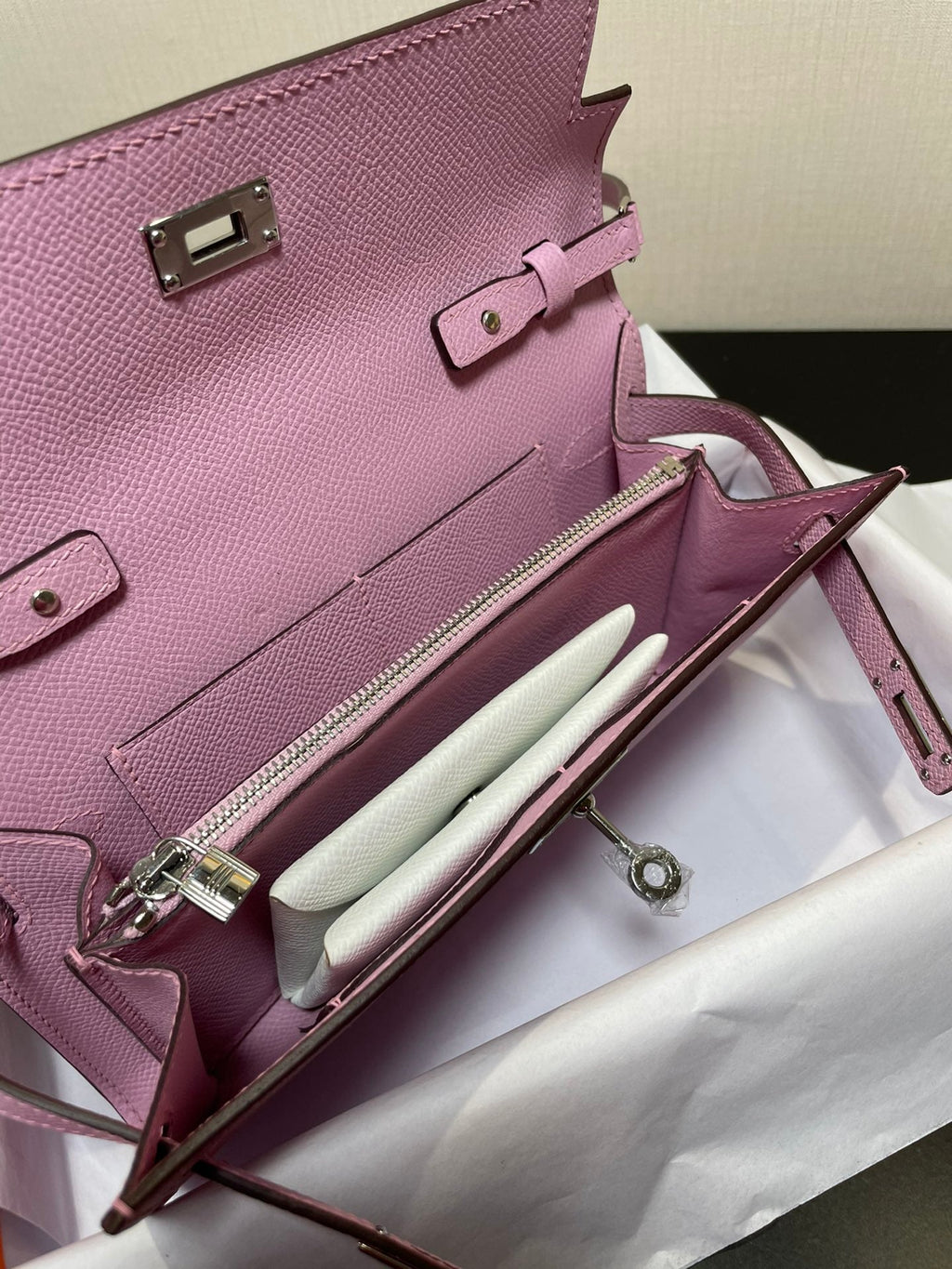 kelly woc 20.5 light pink epsom silver hardware