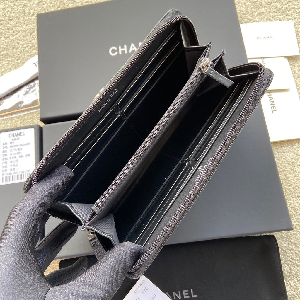 CC Sliver Buckle Boy Zipper Coin Wallet Black Caviar 229743