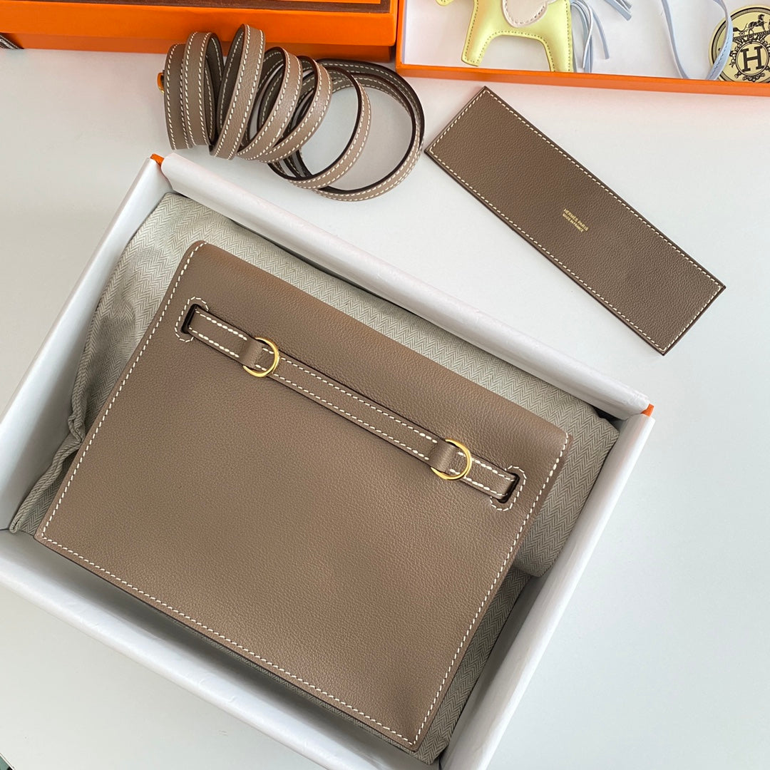 Kelly Danse II 22cm Dark Brown Evercolor Leather Ghw