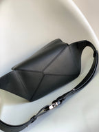 Loew Puzzle Small 24cm Black Leather Belt Bag