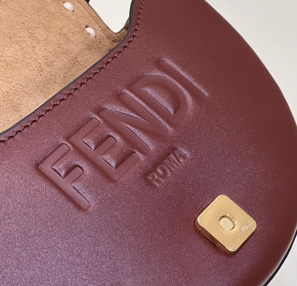 MOONLIGHT 19 IN WINE RED SMOOTH CALFSKIN GOLD HARDWARE