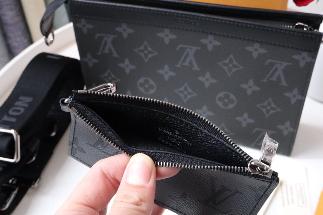 LV M81018 Gaston Wearable Wallet Gaston Black Cowhide 204587