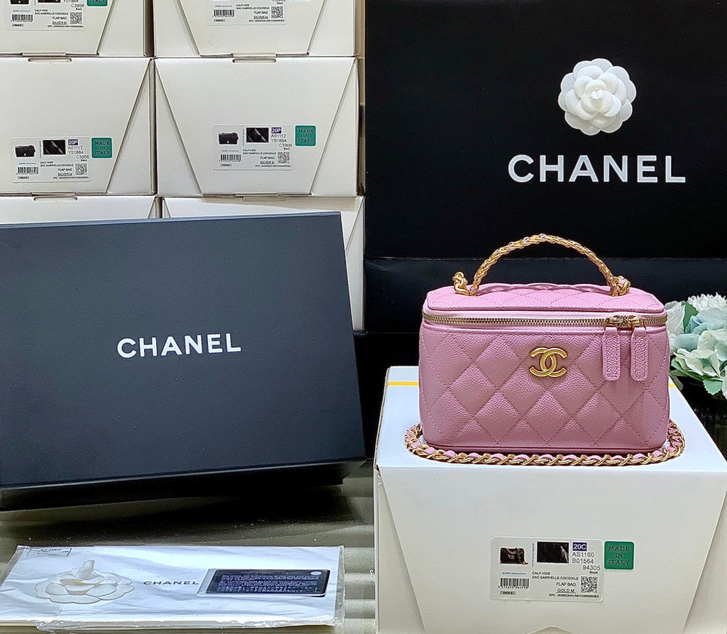 CC VANITY CASE 19 PINK CAVIAR GOLD HARDWARE