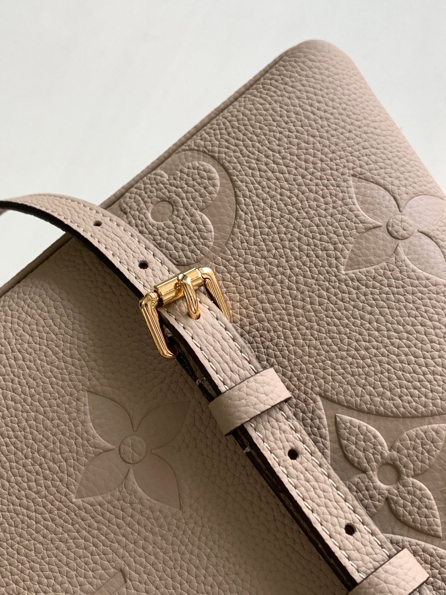 LV Petit Palais Bag Beige Cowhide 241139