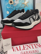 Lace And Mesh Lacerunner Sneaker In Black Mix White 994621
