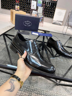 PRA BRUSHED BLACK LEATHER DERBY BROGUE SHOES