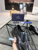 PRA BRUSHED BLACK LEATHER DERBY BROGUE SHOES