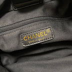 TOTE BAG 42 IN BLACK NYLON GOLD HARDWARE