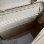FISH BAG 24 BEIGE CREAM LEATHER