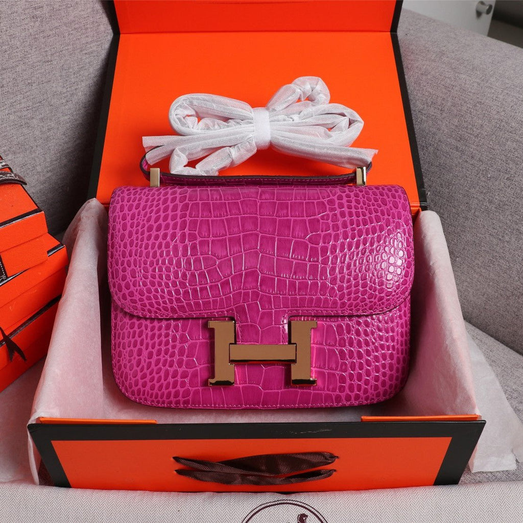 HM CONSTANCE 23 PINK CROCODILE EMBOSSED CALFSKIN GOLD HARDWARE