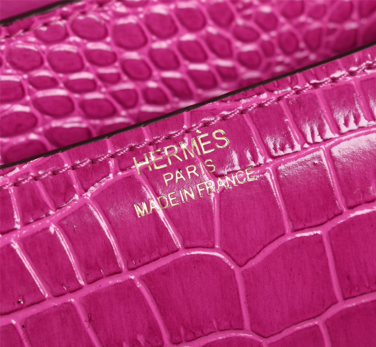 HM CONSTANCE 23 PINK CROCODILE EMBOSSED CALFSKIN GOLD HARDWARE