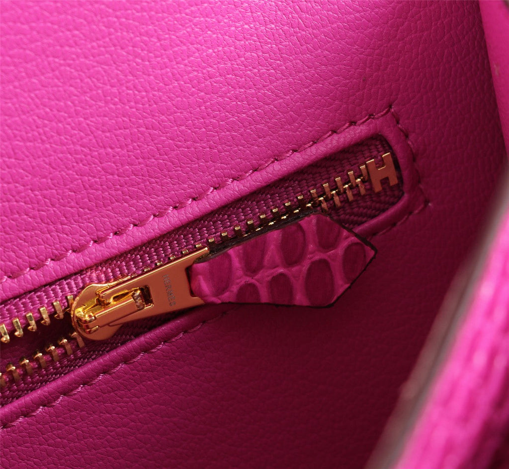 HM CONSTANCE 23 BARBIE PINK CROCODILE EMBOSSED CALFSKIN GOLD HARDWARE