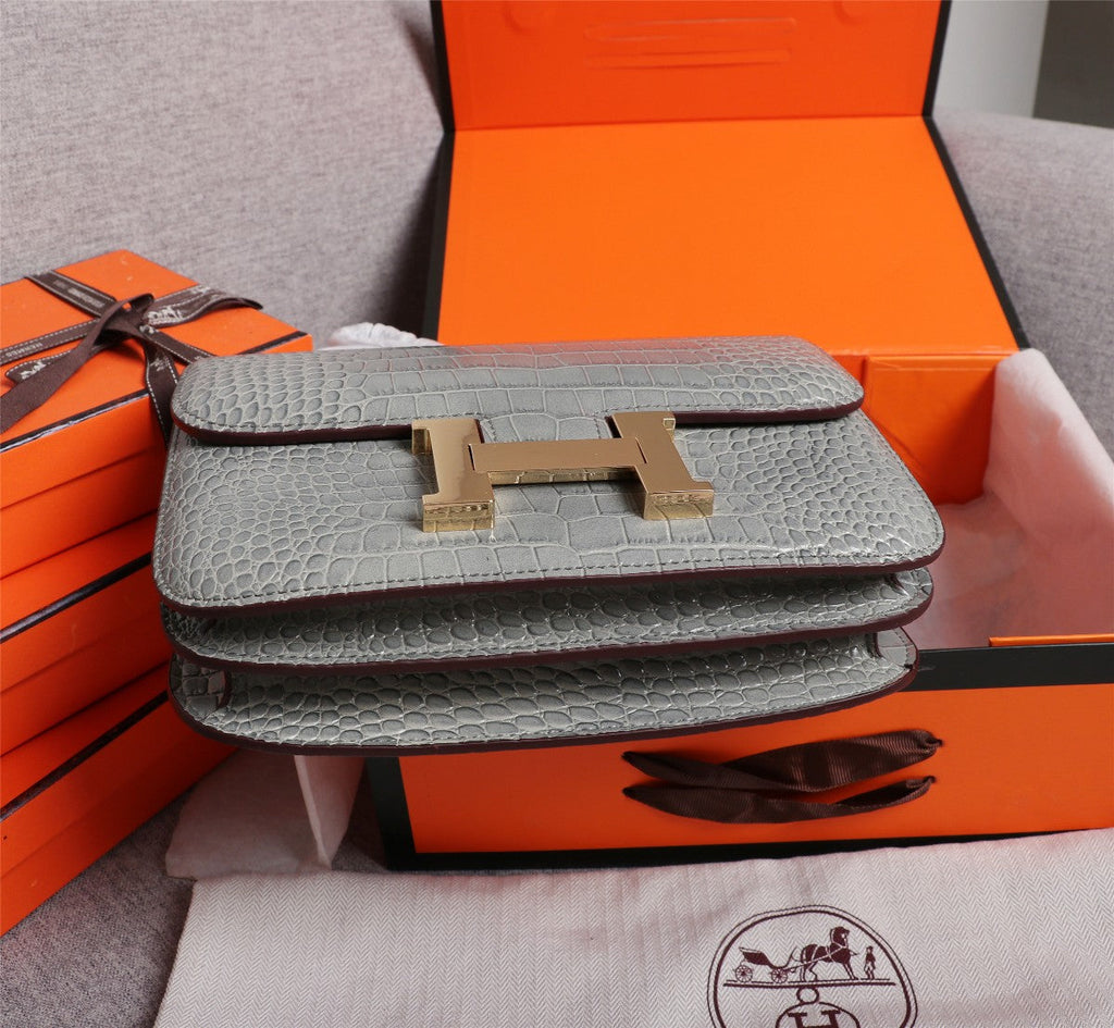 HM CONSTANCE 23 LIGHT GREY CROCODILE EMBOSSED CALFSKIN GOLD HARDWARE