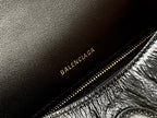 DOWNTOWN SHOULDER BAG 29 IN BLACK WAXED SHEEPSKIN GOLD HARDWARE
