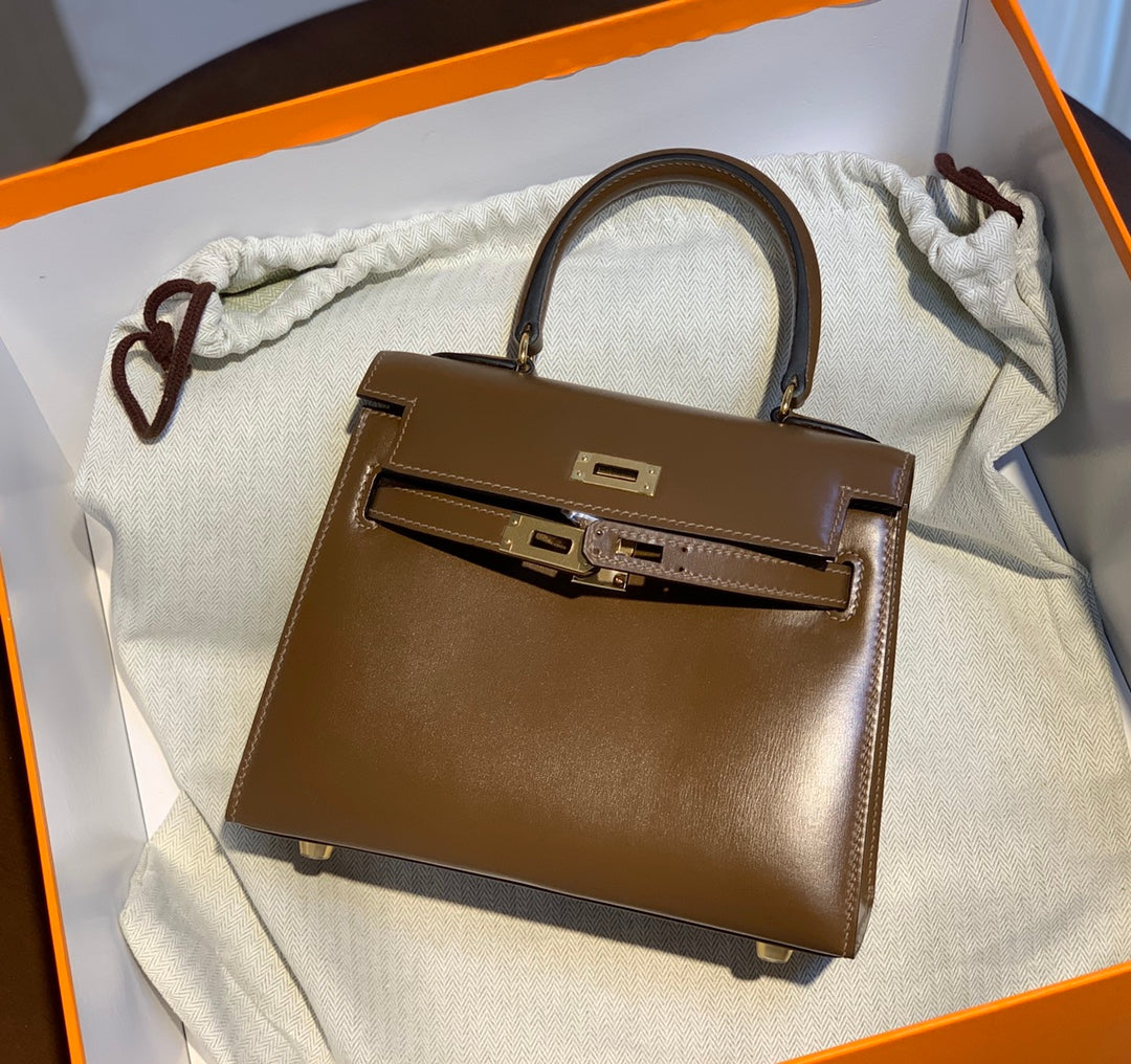 KELLY MINI 20 BAG IN CHOCOLATE BROWN SMOOTH CALFSKIN WITH GOLD HARDWARE (MADE - TO - ODER)