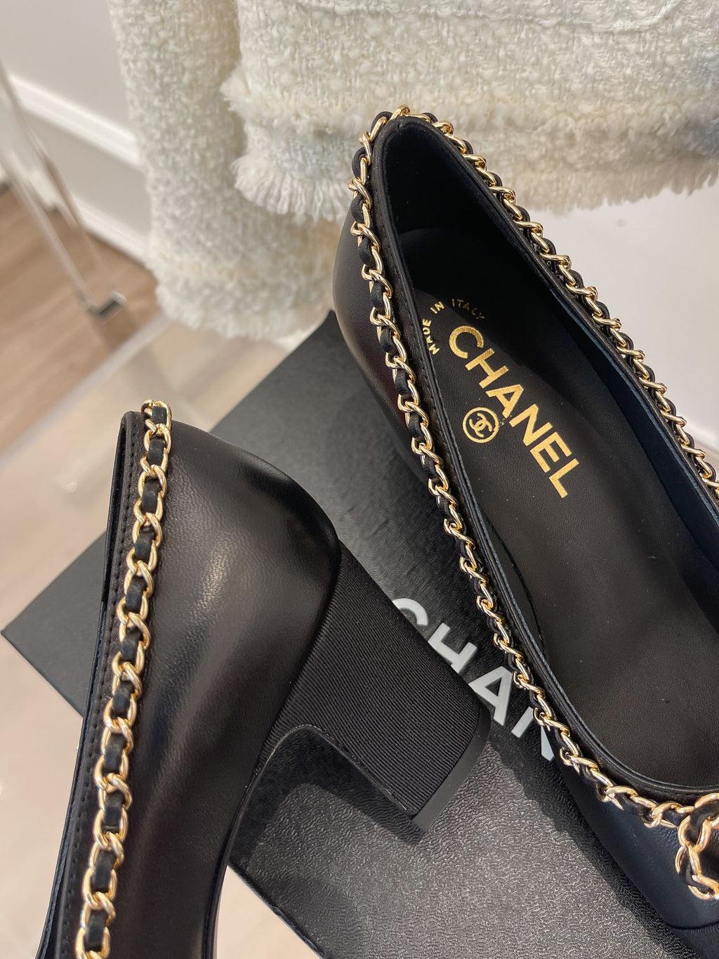 CC Pump 65 Black Calfskin Grosgrain Leather Strap