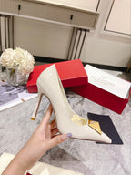 VT 25 Toe Pumps White Patent Leather
