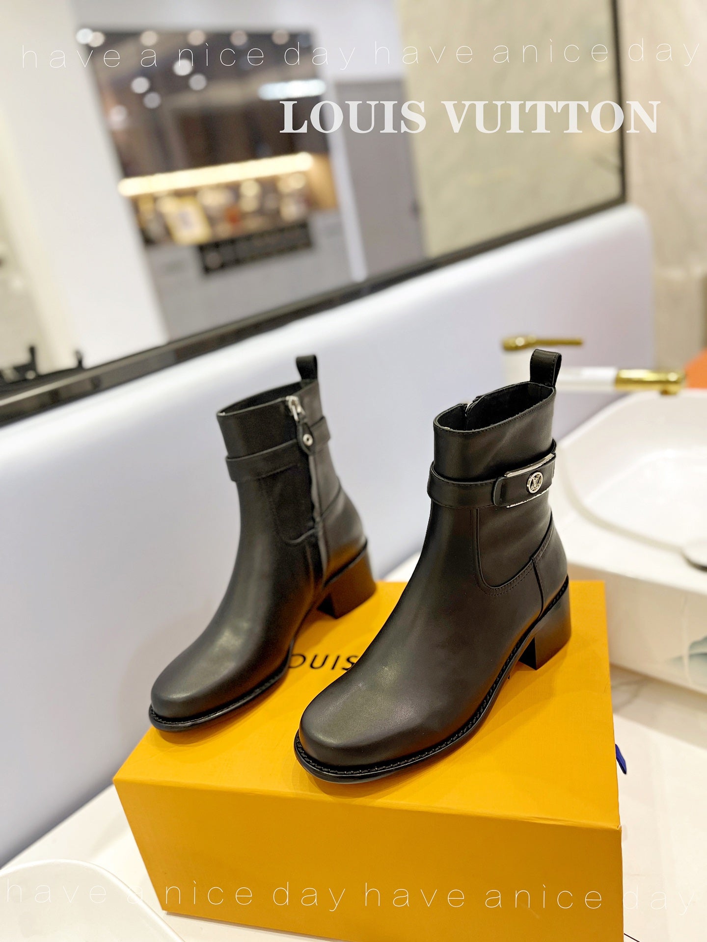 LV Waist Side Ankle Boots Black Calfskin