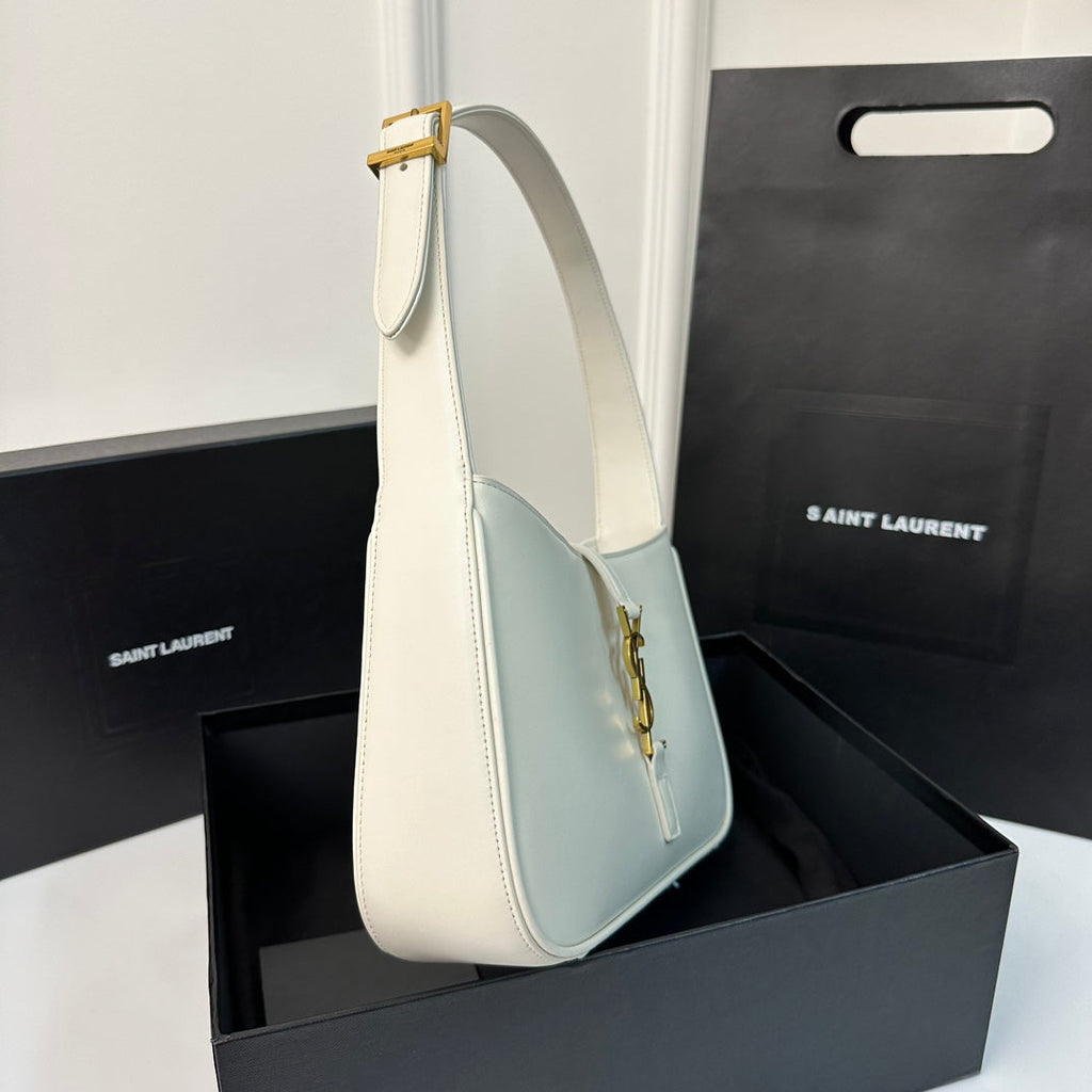 Le 5 a 7 24 White Lambskin Ghw