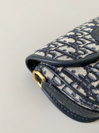 medium cd east west bobby 22cm blue oblique canvas