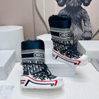 CD Platform Snow Boots Navy Blue White Cowhide Nylon 539657