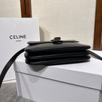TABOU FLAP BAG 22 IN BLACK SMOOTH CALFSKIN GOLD LOCK