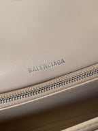 CRUSH CHAINED BAG 25 IN BEIGE QUILTED LAMBSKIN SILVER HARDWARE