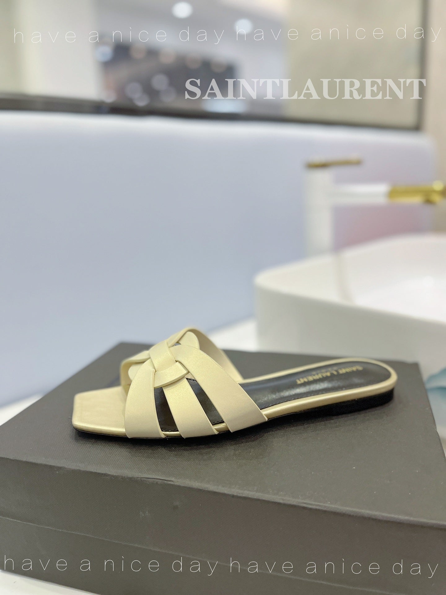 SL TRIBUTE SLIPPERS PASTEL YELLOW CALFSKIN