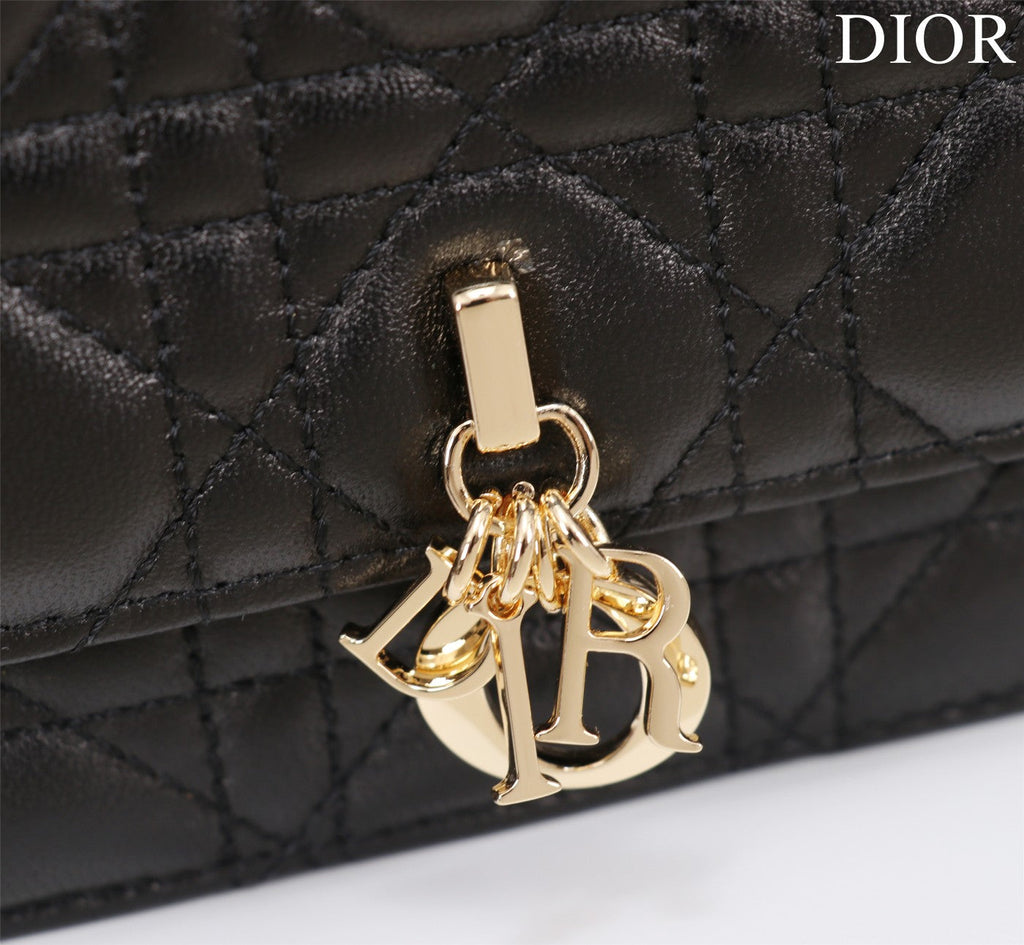 my cd mini 21 black lambskin