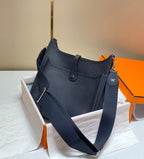 Evelyne 29cm Navy Togo Shw