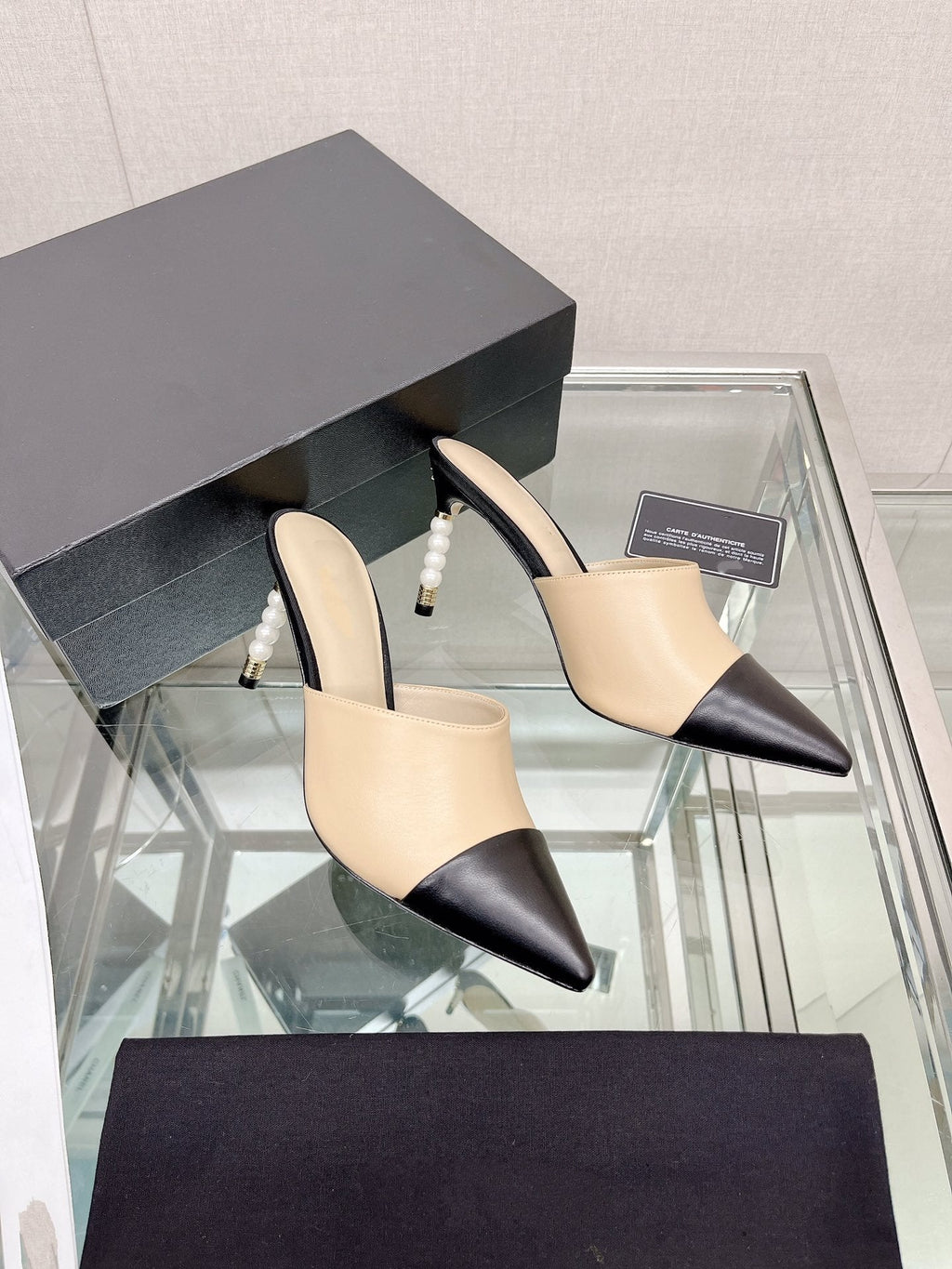 cc high heel 85 mule beige black lambskin