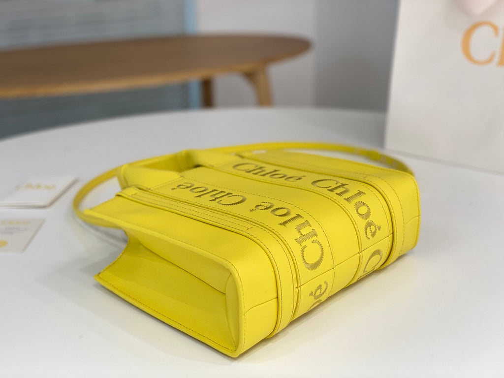 Chloé Woody small tote bag 26cm yellow calfskin