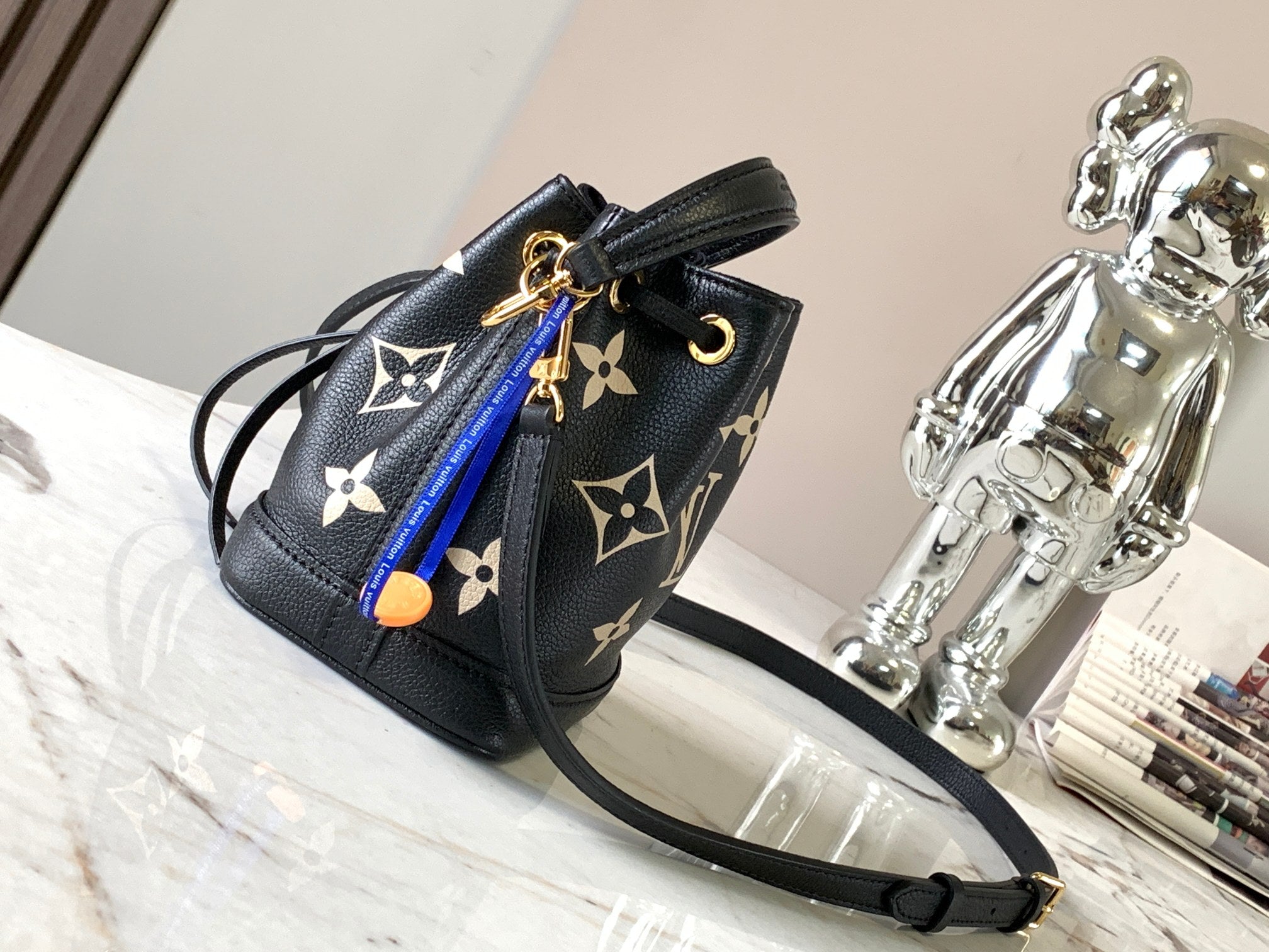 nano noe 13 grey bicolor black monogram gold hardware