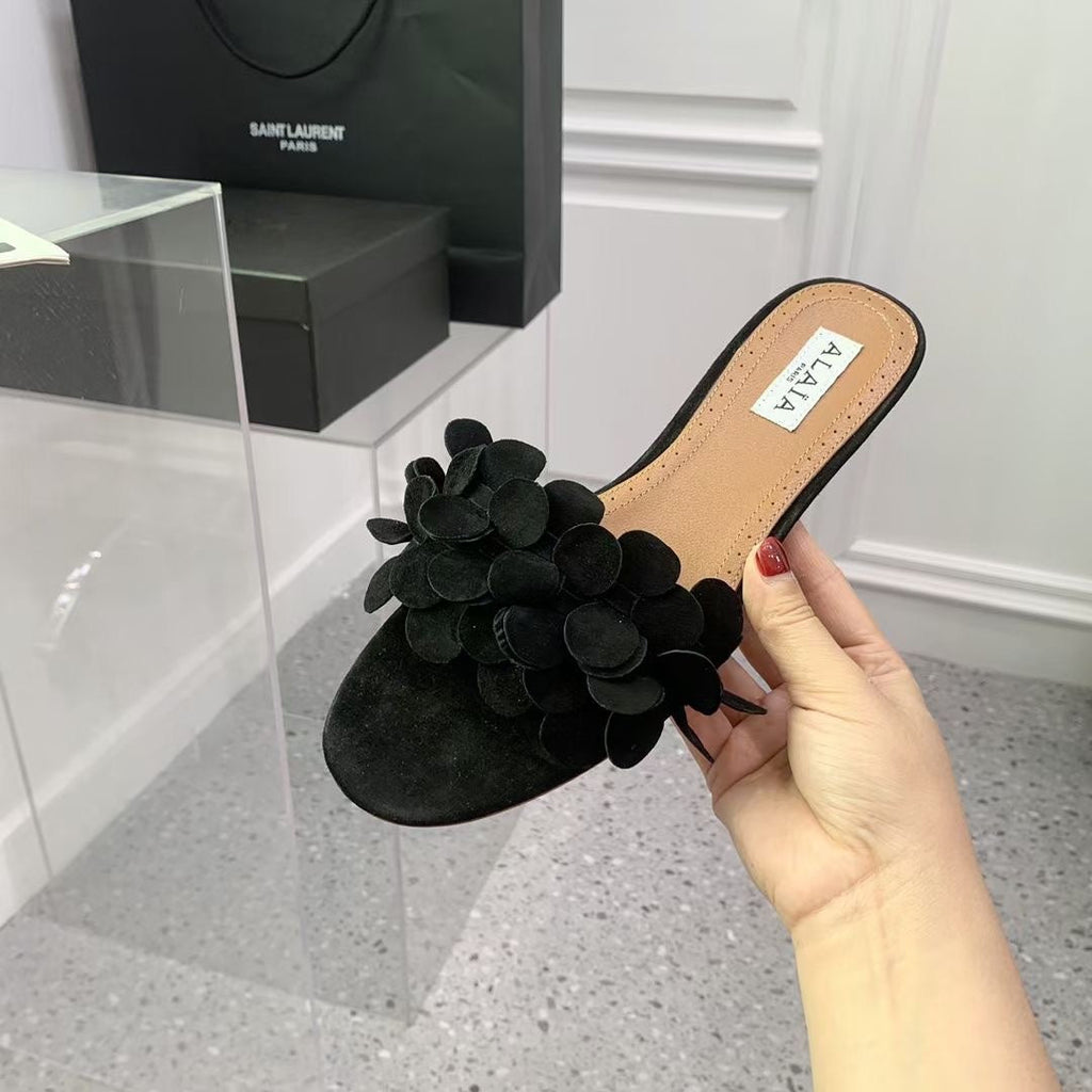 Alaia 25 Flower Slippers Black Sheepskin 293157