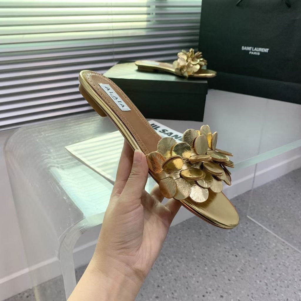 Alaia 25 Flower Slippers Gold Sheepskin 293162