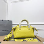NEO CAGOLE 26 IN WATTLE YELLOW LAMBSKIN