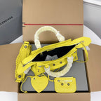 NEO CAGOLE 26 IN WATTLE YELLOW LAMBSKIN