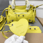 NEO CAGOLE 26 IN WATTLE YELLOW LAMBSKIN