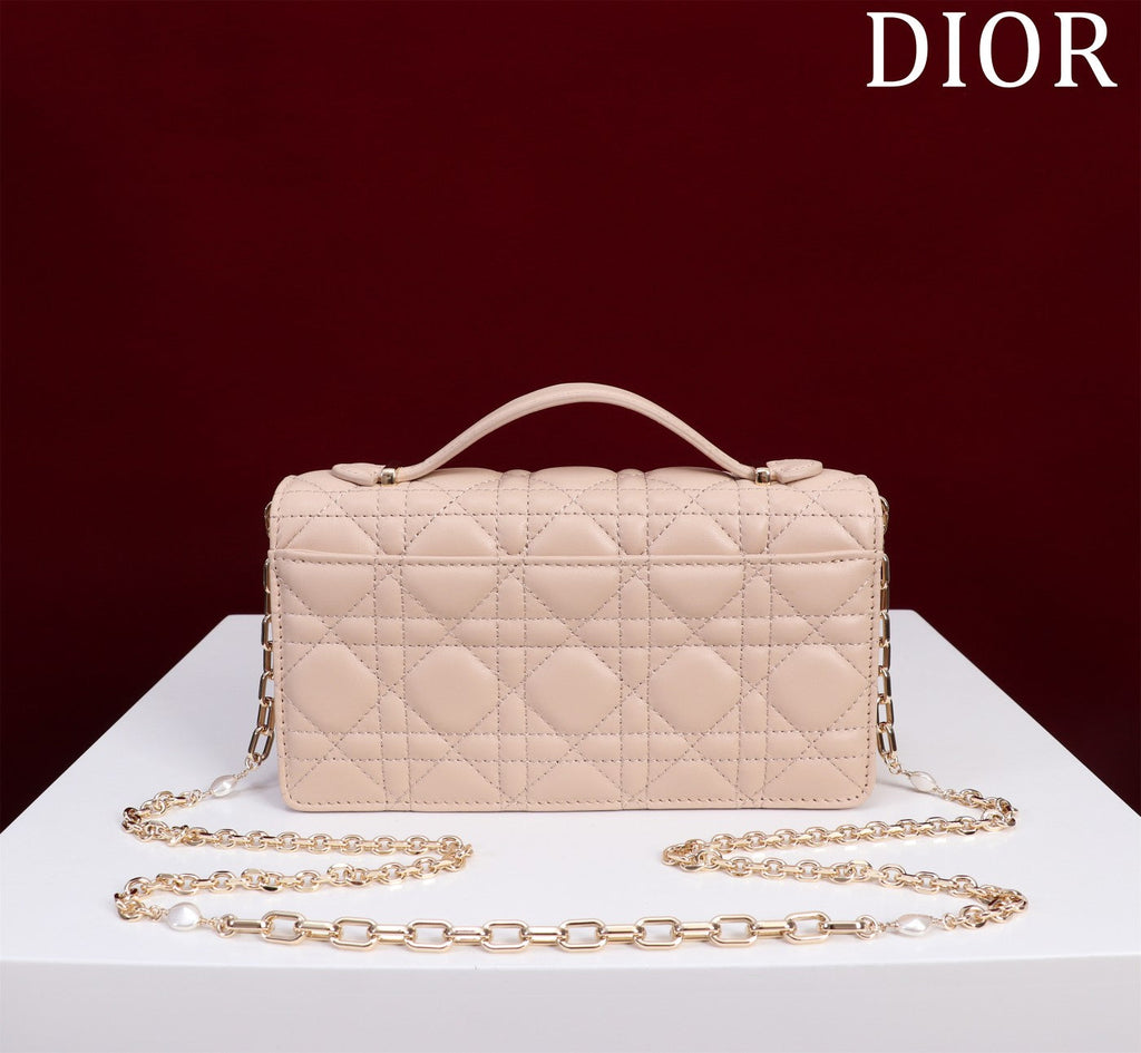 my cd mini 21 powder pink lambskin